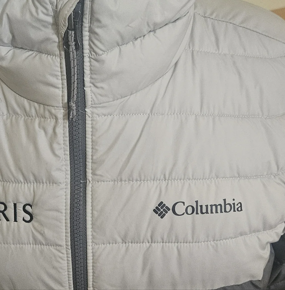 Columbia insulated powder